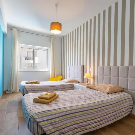 アパート Deluxe Oldtown By Umbral アルブフェイラ